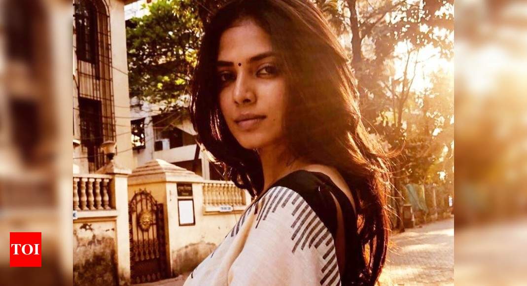 Malavika Mohanan Opens Up About How She Prepared For ‘Master’ | Tamil ...