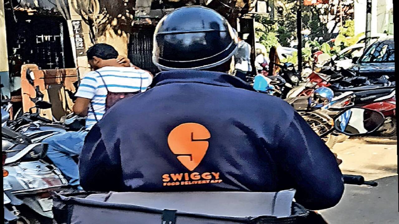 Swiggy to fire 1,100 employees: Read CEO's email on job cuts - Times of India