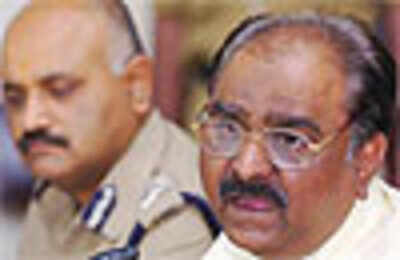 Bangalore Police: Bangalore police busts betting racket, arrests bookie ...