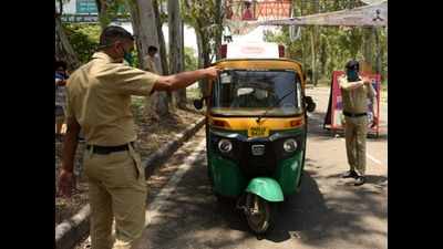 In Mohali, customers keep cab, auto drivers waiting