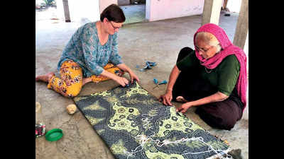 Gujarat: Finnish researcher spends the lockdown in Kutch learning quilting