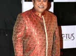 Ashiesh Roy's pictures
