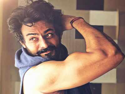 Jayaram Karthik's latest video is all the fitness inspiration we need