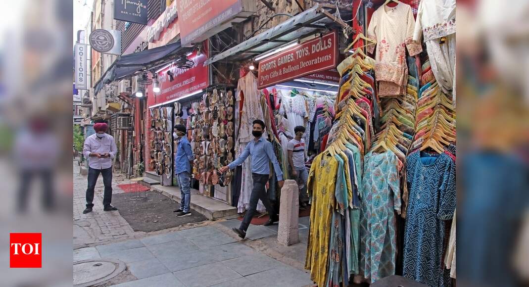 Delhi shops reopened, very few people turn up