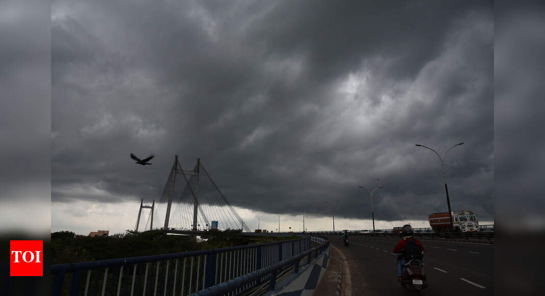 Cyclone Amphan set to hit Bengal today