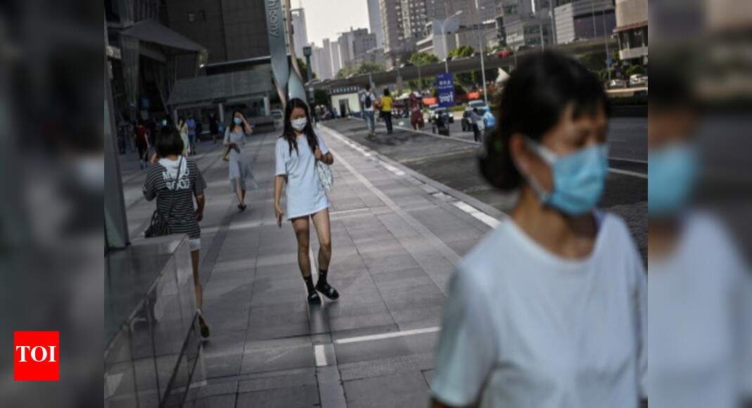 China reports 16 new coronavirus cases - Times of India