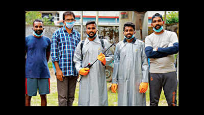 Four youths leave their jobs, volunteer for Covid relief in Kerala