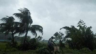 Cyclone Amphan expected to hit Bengal this evening, NDRF teams on ground