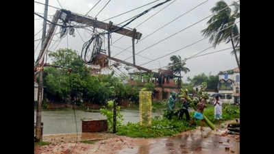 Guwahati in Cyclone Amphan's line of impact, warning issued