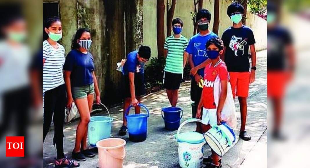 Mumbai Cleaning cars to raise funds for a cause Mumbai News Times