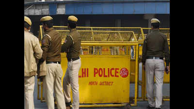 Duty of cops to ensure unmanned barricades don’t cause accidents: Delhi high court