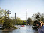 These 35 pictures show how flooding disrupted normal life in Michigan