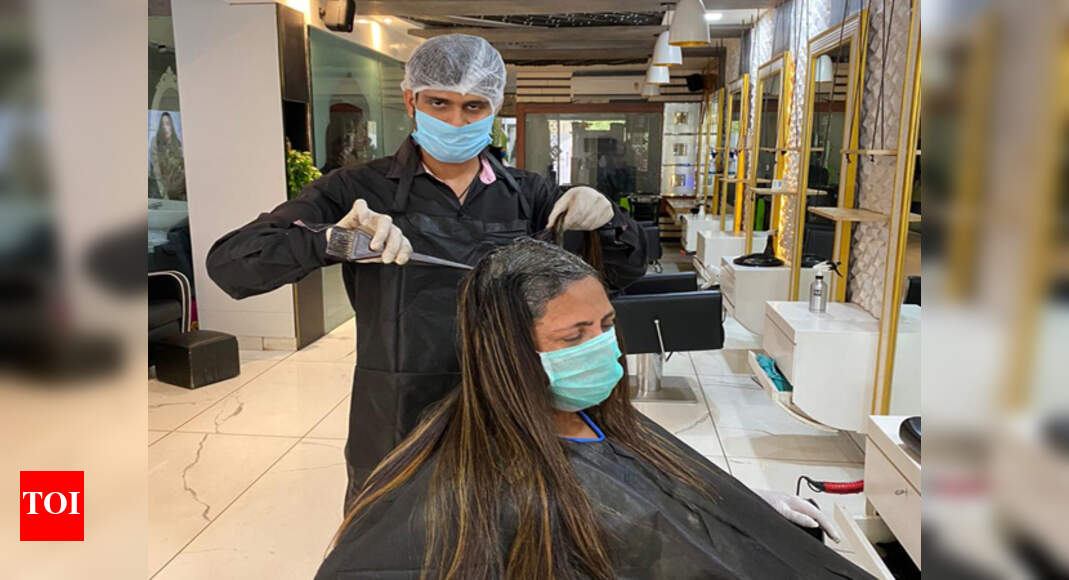 Jaipur's beauty salons back in business with PPE kits, disposable