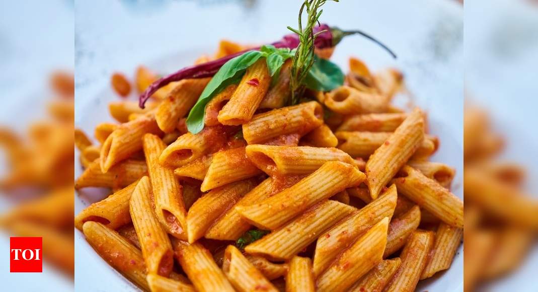 pasta-sauce-get-the-perfect-taste-while-preparing-pasta-at-home