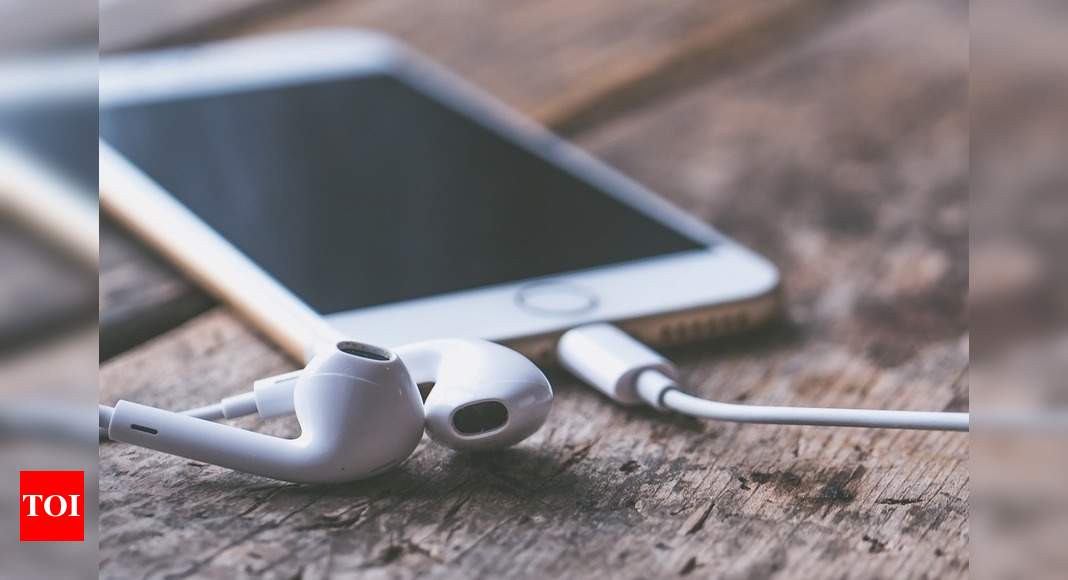 airpods with iphone 12