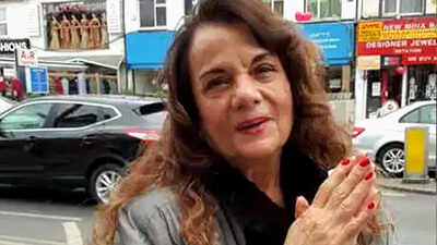 Yesteryear actress Mumtaz debunks her death rumours says ‘Mujhe kyun maarna chahte hain log? Jab waqt aayega to main khud hi chali jaaongi’
