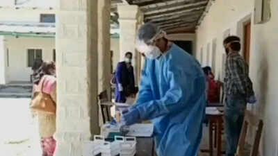 Delhi witnesses biggest spike in Covid-19 cases as 660 patients test positive