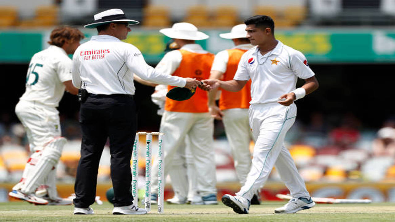 Cricket's New Normal: No Loo Breaks During Training, Can't Give Cap To  Umpire