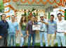 Bollywood to resume shoot, thanks to Maha CM