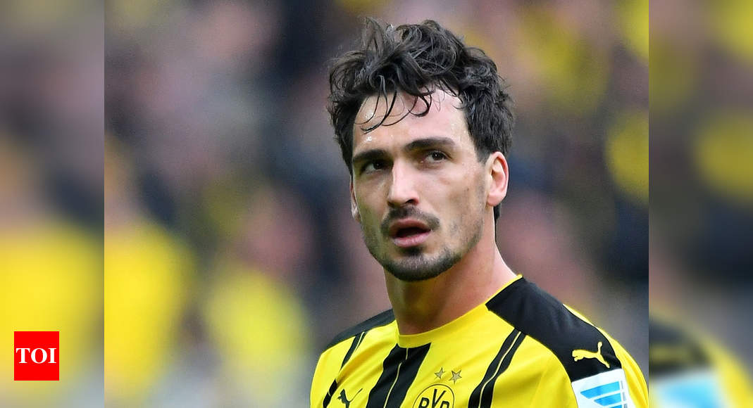 Report Bayern Offer Hummels Four Year Contract Sports German Football And Major International Sports News Dw 25 04 2016