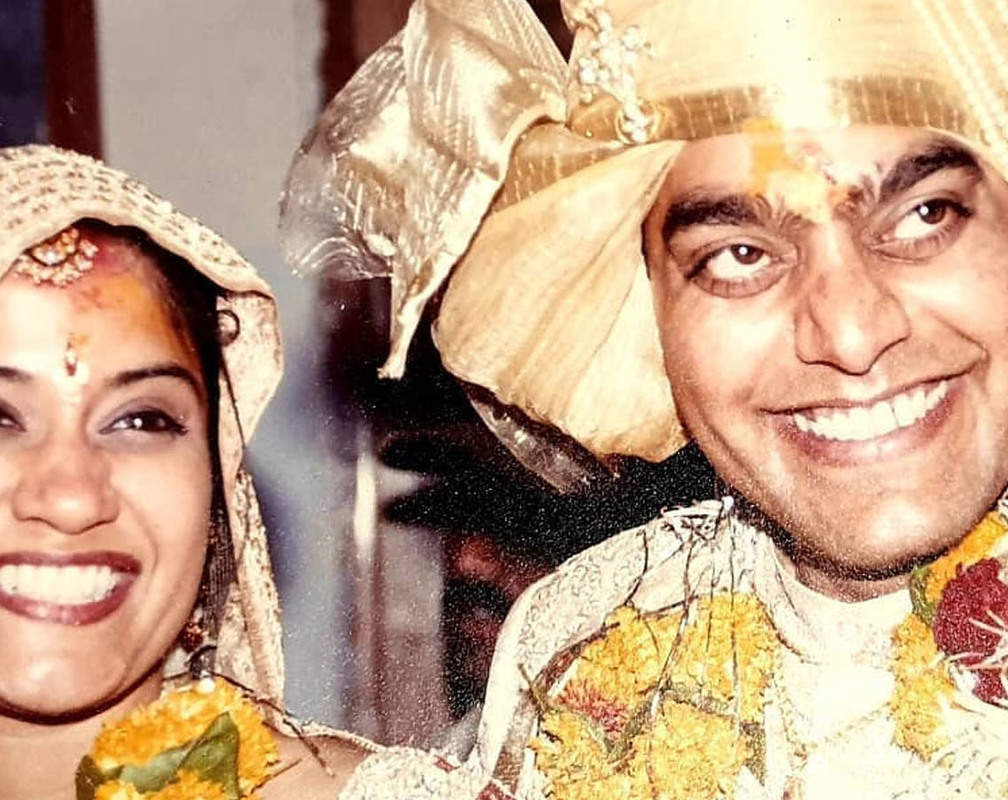 
Renuka Shahane shares an unseen picture from her marriage as she celebrates her 19th wedding anniversary with hubby Ashutosh Rana
