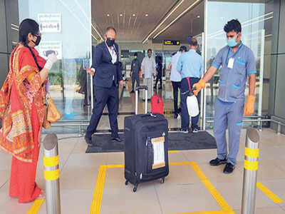 <p>The Hindon civil terminal’s lone long-haul flight service also resumed on Monday after two months, as a Star Air flight from Hubli in Karnataka landed with 30 passengers on board<br></p>