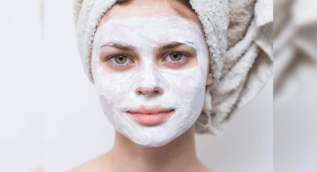 Best DIY Homemade Maida Face Masks For Tighter And Brighter Skin ...