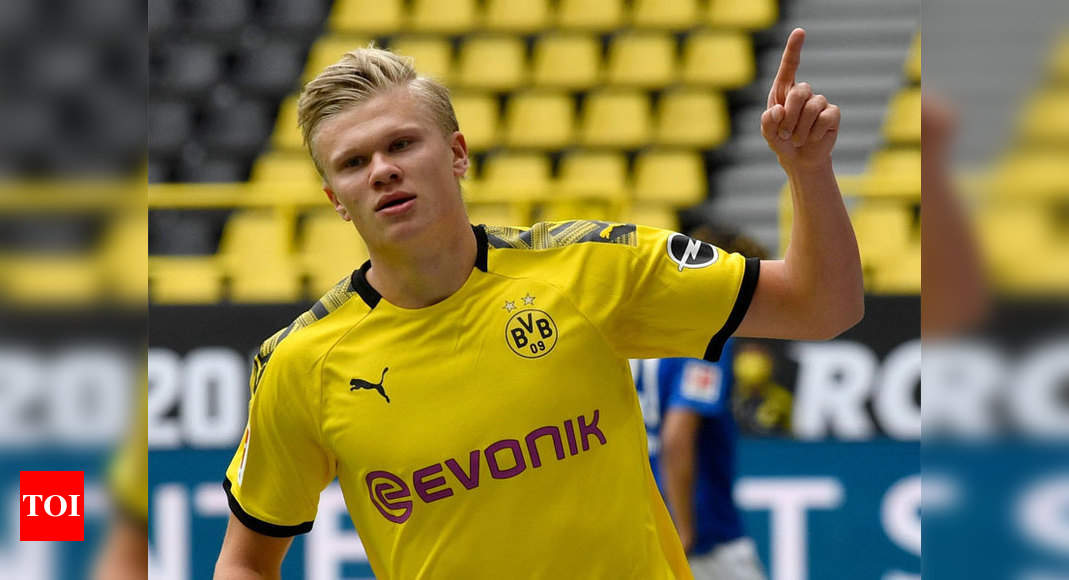 Too early to compare Erling Haaland with Robert Lewandowski: Hansi ...