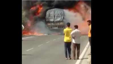 Gujarat: Truck catches fire on Keshod-Junagadh highway