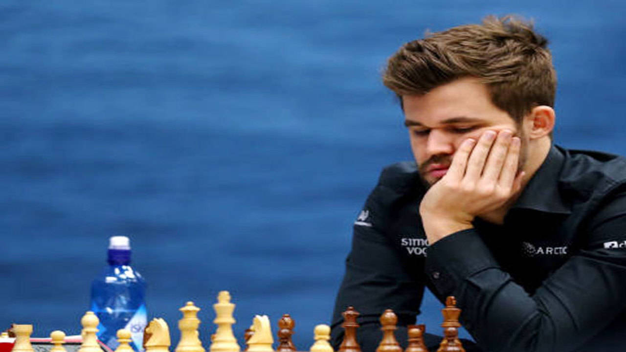 Dubov faces criticism in Russia after working for Carlsen