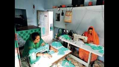 Masks help women embroidery makers earn a decent living