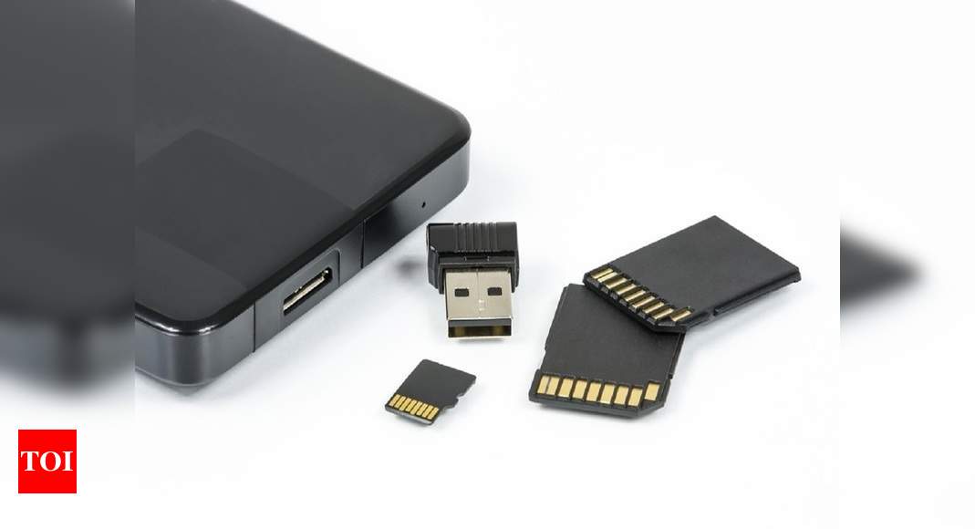 Effective memory cards with adapters - Times of India