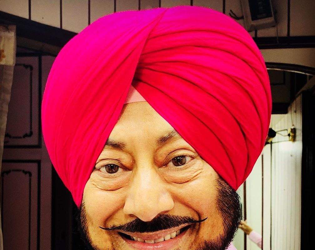 
Actor Jaswinder Bhalla spreads 'stay home, stay safe' message
