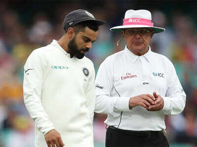 Virat Kohli and Ian Gould. (Getty Images)