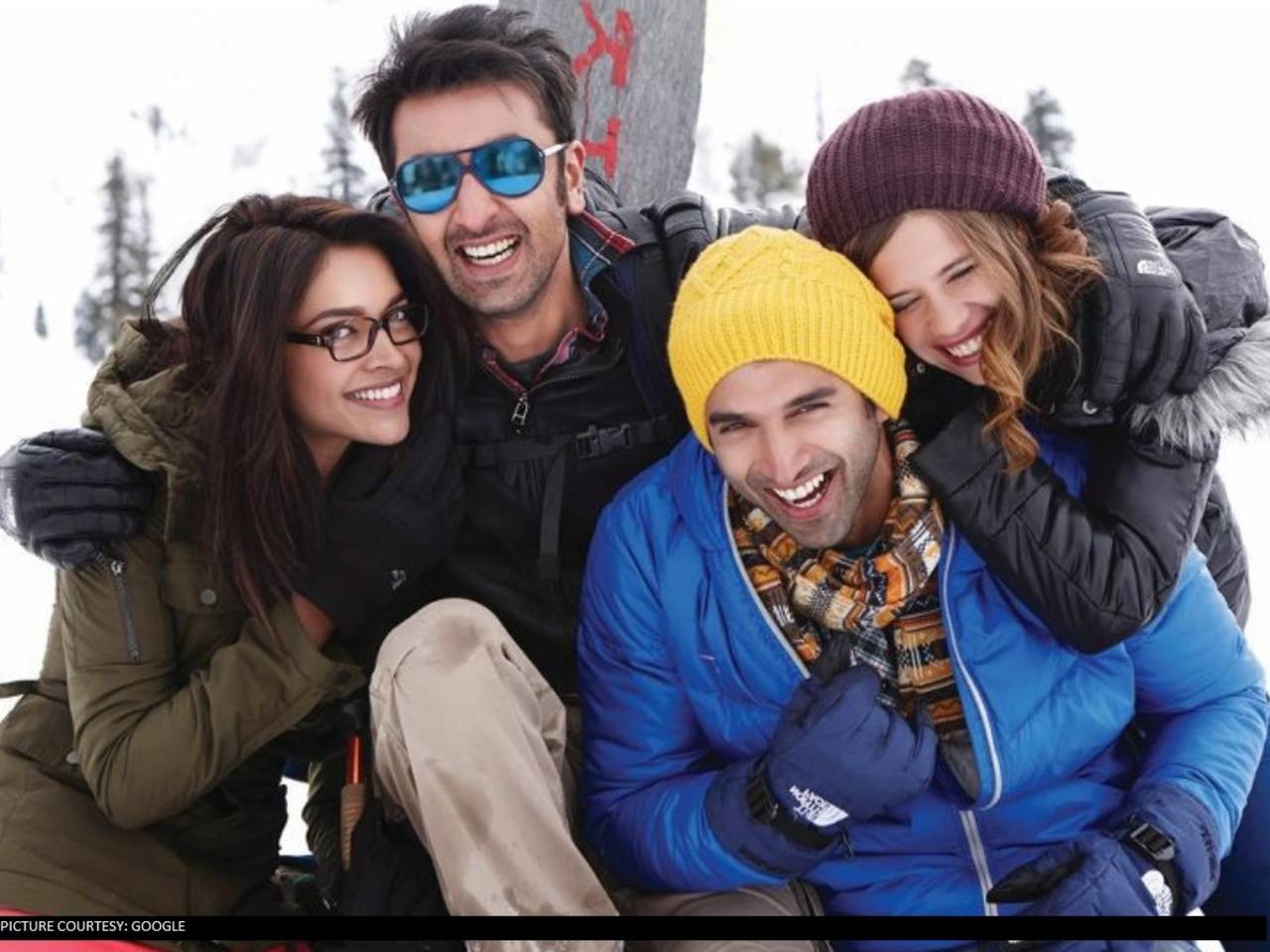 Deepika Padukone And Ranbir Kapoor In YJHD BTS Throwbacks Shared By Ayan  Mukerji