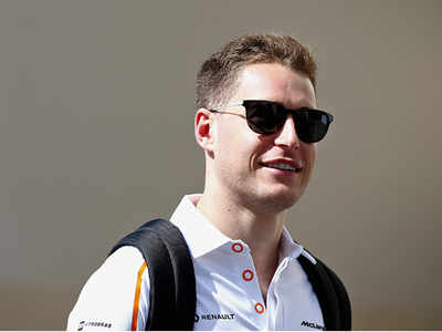 Vandoorne wins from pole at last in virtual Formula E series