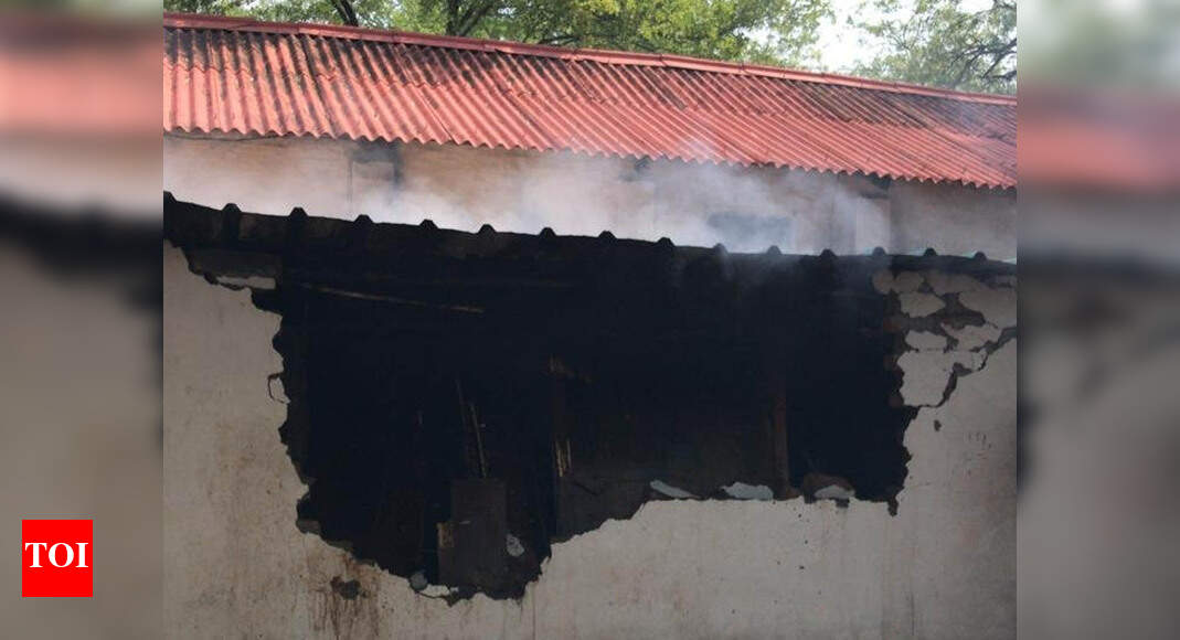 Fire breaks out at CSD canteen in Delhi Cantonment area Delhi News