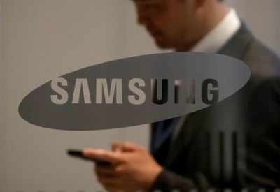Samsung is building new memory chip line as coronavirus boosts demand