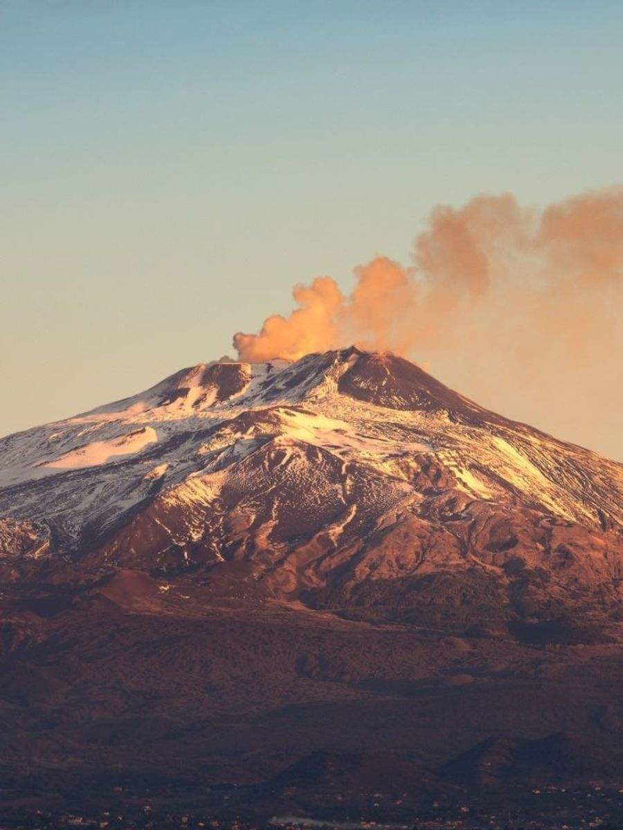 Volcanoes that you can hike up and see  up close Times of 