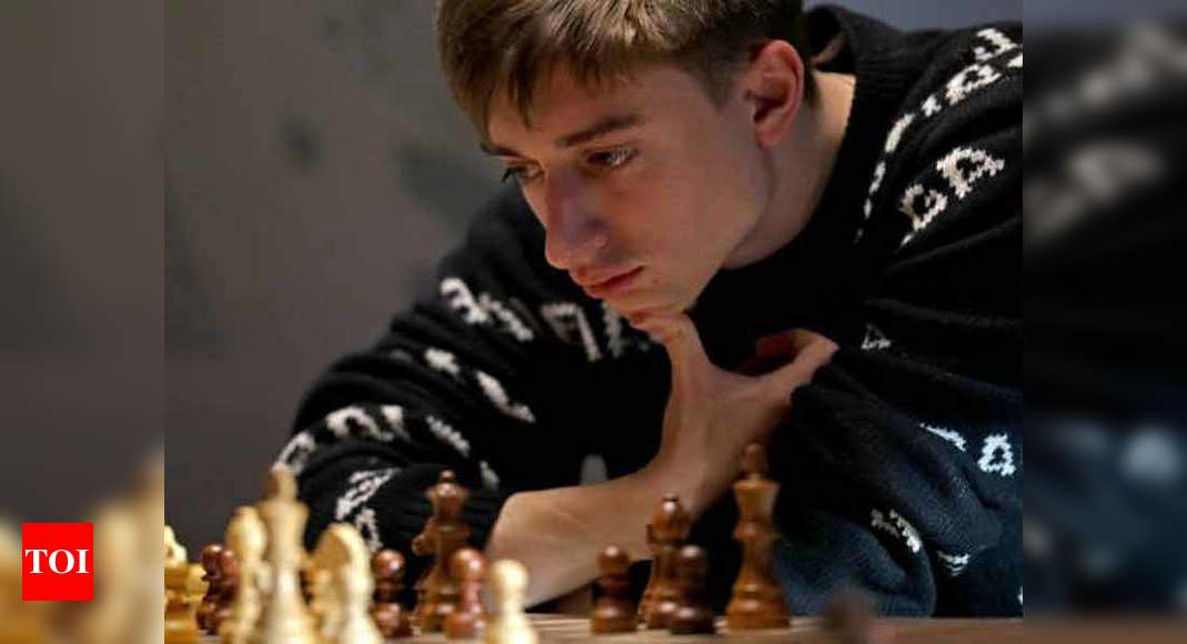 Lindores Abbey Challenge SFs: Carlsen and Dubov strike first