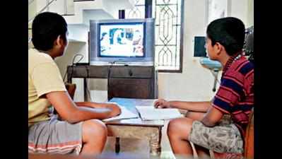 HC declines to issue stay on online classes