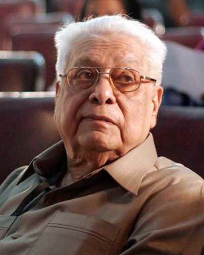 Basu Chatterjee, the master of middle-class minutiae, dies at 90