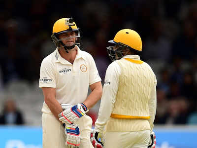 Finch goes with Sehwag & Gilchrist as openers in his India-Australia XI