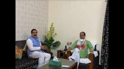 Madhya Pradesh CM meets home minister Narottam Mishra over breakfast, discuss bypolls