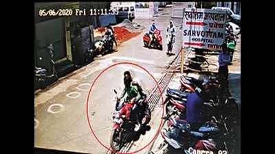 Bhopal: Farmer robbed of Rs 50,000 by 4 bikers in daylight heist