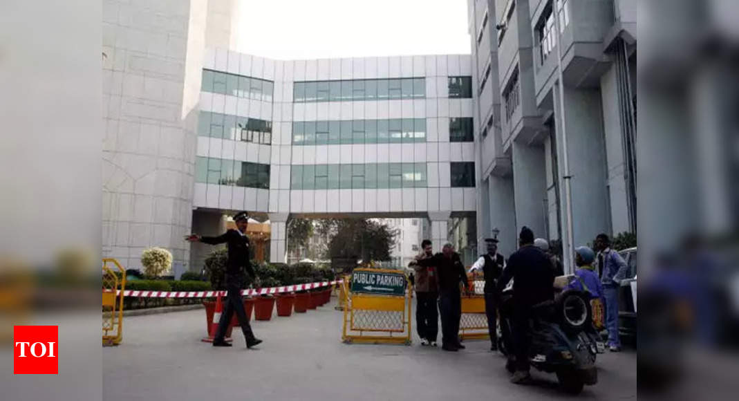 Delhi: FIR against Sir Ganga Ram Hospital for 'violating' Covid-19 ...