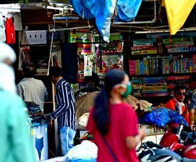 Shops in Vile Parle (East) market