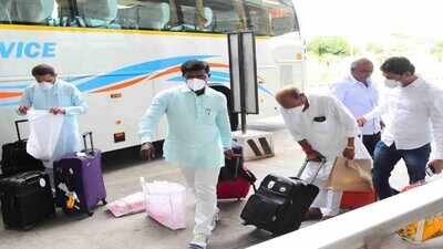 Congress shifts 24 Gujarat MLAs to Rajasthan