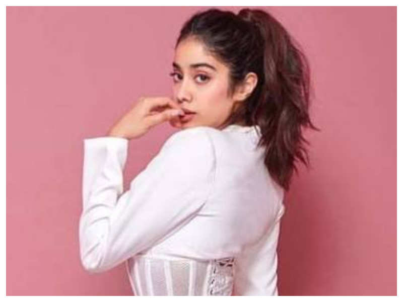 Janhvi Kapoor stole fishes when she was younger and the reason will leave you in splits!