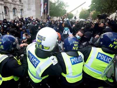 14 cops hurt in London BLM protests